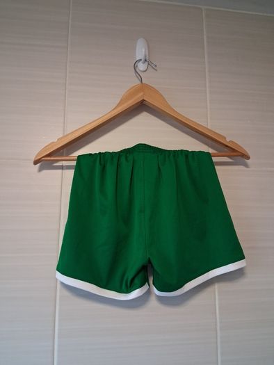 Liverpool Jersey and Shorts.Official New Balance.Boys Girls Age 4 To 5 Years. Collect In Dublin Or Receive Via Post. Boys Girls
