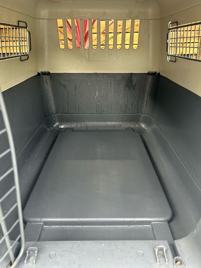Dog transport box