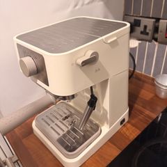 coffee machine Delonghi