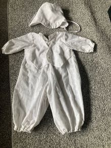 christing outfit