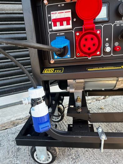 6kW Diesel Generator with 5 meter Lighting Tower