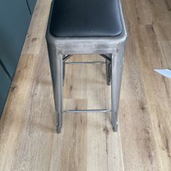 Sklum metal stool