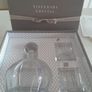 Decanter and glasses Image 2