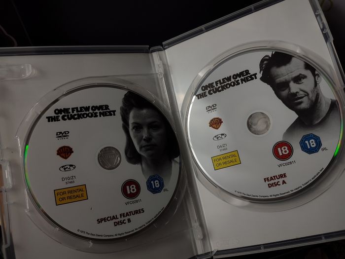 One Flew Over the Cuckoo's Nest ! Two Disc Special Edition ! 2002 ! DVD ! Winner of 5 Academy Awards ! Jack Nicholson !