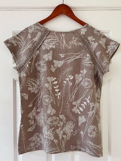 Size 14 Taupe & Cream Linen Top, Made In Italy