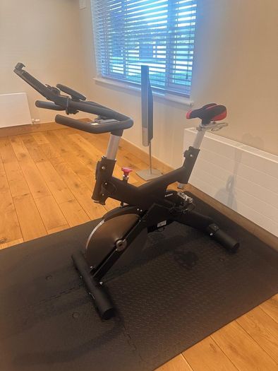 Spin bike Sole SB700