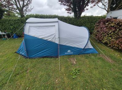 4-person camping tent, Arpenaz 4.1, Fresh & Black Decathlon