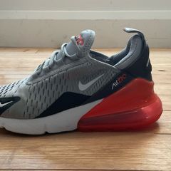 Nike Air 270