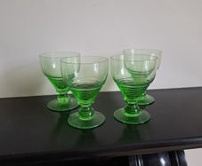 Paden 4 x Irridium glass goblets art deco