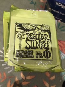 Ernie Ball Regular Slinky Guitar Strings