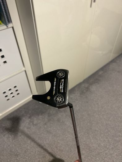 Odyssey stroke lab number 7 putter