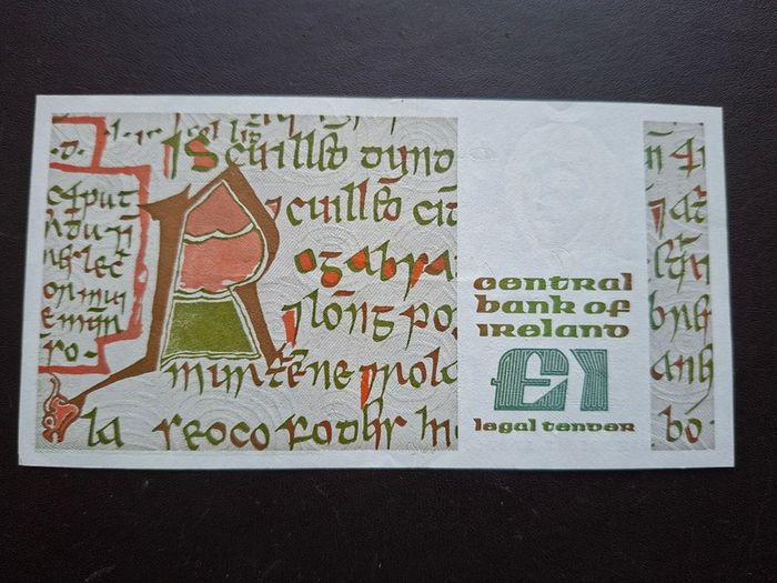 The Central Bank of Ireland. B Series One Pound (1989)