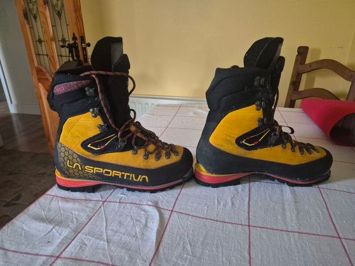 la sportiva nepal cube
