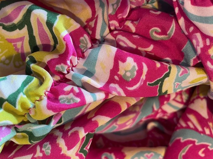 Retro Icone ruffle print dress size 10 medium New with tags