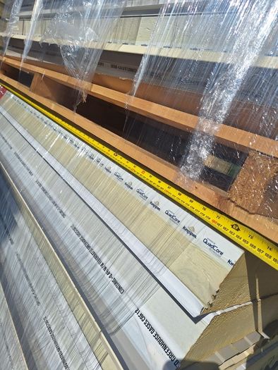Insulated Roof Cladding 90mm thick 1800mm x 1000mm Panels in Vanilla/ Cream Colour