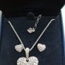 Swarovski necklace Image 2