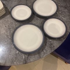 4 Large Dinner & Side Plates
