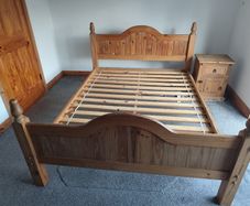 Kingsize bed