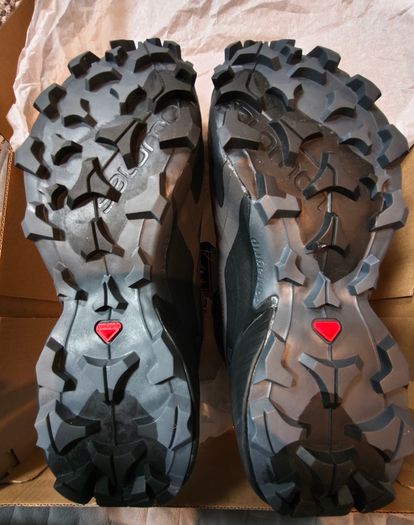 Women's Mid-rise Hiking Boot Salomon, Cross Hike Mid Gore-tex