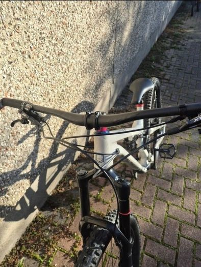 Commencal Meta 29er Full frame wrap. Like new