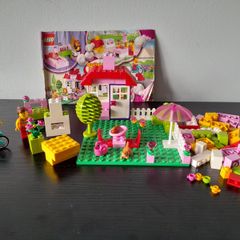 Lego - Build  & Rebuild Pink Suitcase 10660