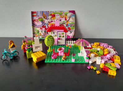 Lego - Build  & Rebuild Pink Suitcase 10660