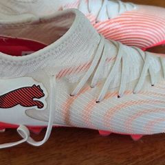 soccer boots puma size 3 uk