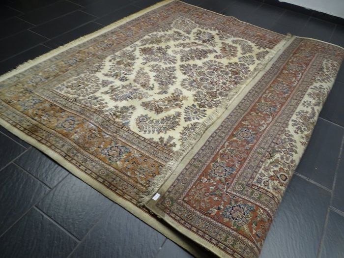 P.ersian Sarok Mir Rug 2.60 x 2.48 (SCK)