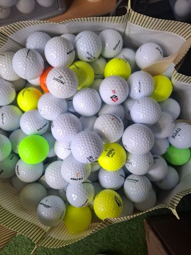 600 Mixed Balls