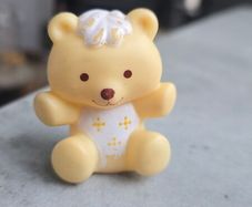Vintage Pet Jelly Bear Strawberry Shortcake Pet of Butter Cookie Doll same era as MLP G1 My Little Pony