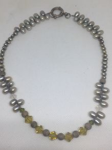 Vintage sterling silver pearls necklace
