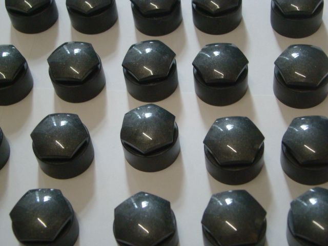 Genuine Audi Wheel Bolt Nut Covers Grey Metallic Painted 4M0 601 173 D X 20 New