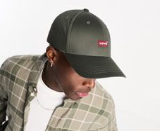 Levi's cap in olive green