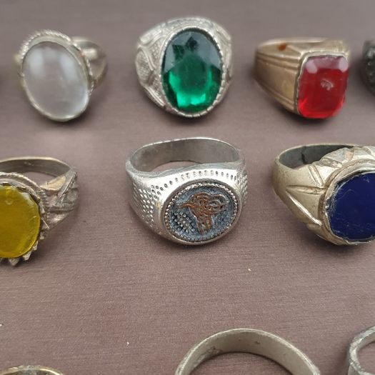 Antique Brass Rings Lot of 15 Mixed Gemstone & Glass Collectible Rings