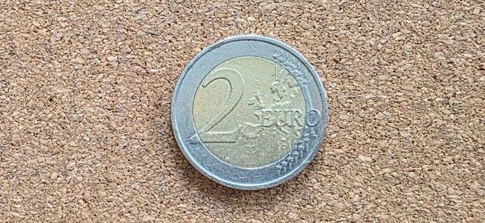 2 euro coin