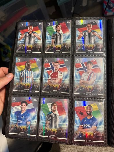 football cards + binders (offers Welcome )