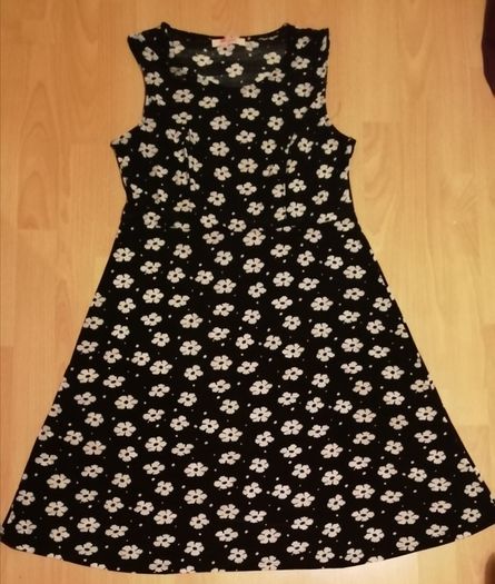 Black and white flower dress