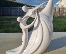 CIRCLE OF LOVE by Kim Lawrence for Enesco