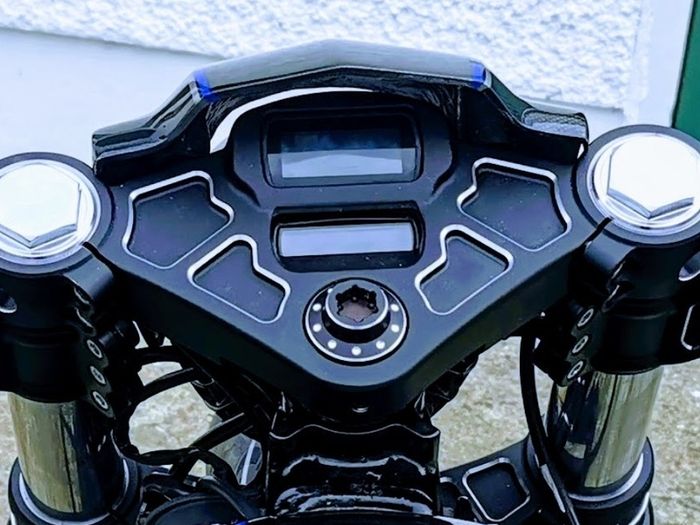 harley breakout m8 thunderbike grand prix triple tree and clipons