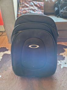 Travel bag wheels and computer compartment