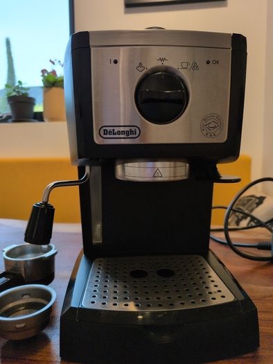 Delonghi coffee machine