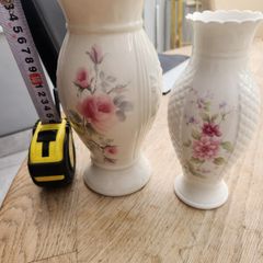 Two beautiful china vases
