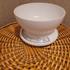 kitchen weighing scales