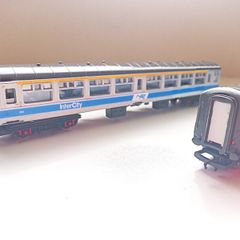 Model Railway  Nir Mk 2 Coaches
