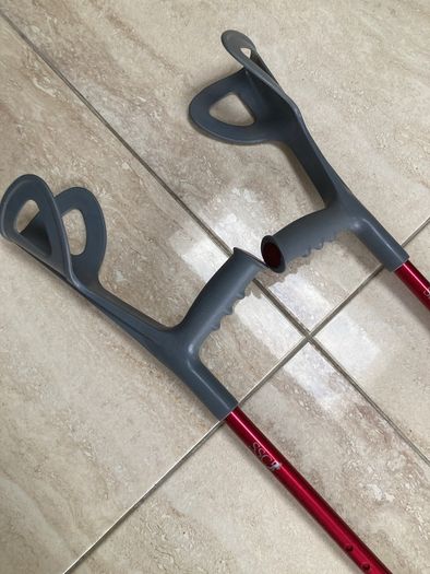 Crutches available , that are adjustable . Stylish set bought in the Sports Surgery Clinic