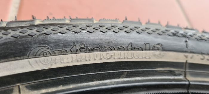 Bike tyre Continental Touring Plus Puncture protection