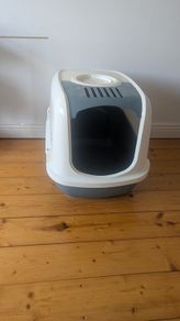 Litter box