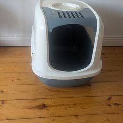 Litter box