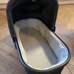 Uppababy bassinet ONLY