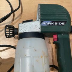Electric spray painter